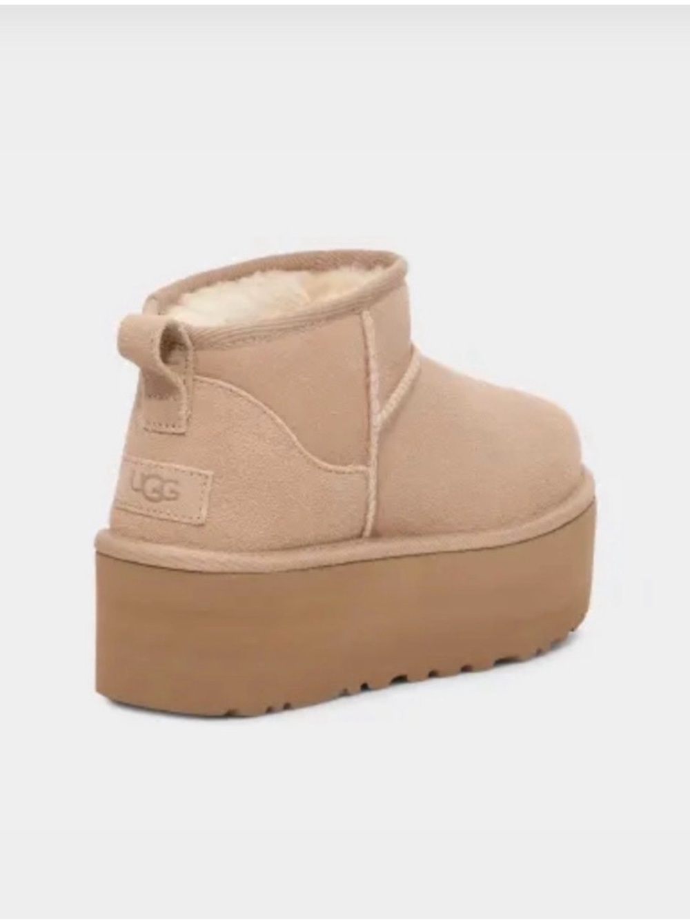 UGG Classic Ultra Mini Platform in Sand – Size 7 – New in Box – Viral TikTok - Picture 6 of 8